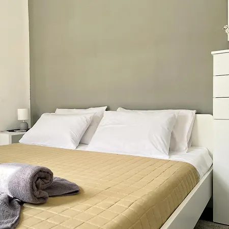 Maria & Matthias - In Of Apartment